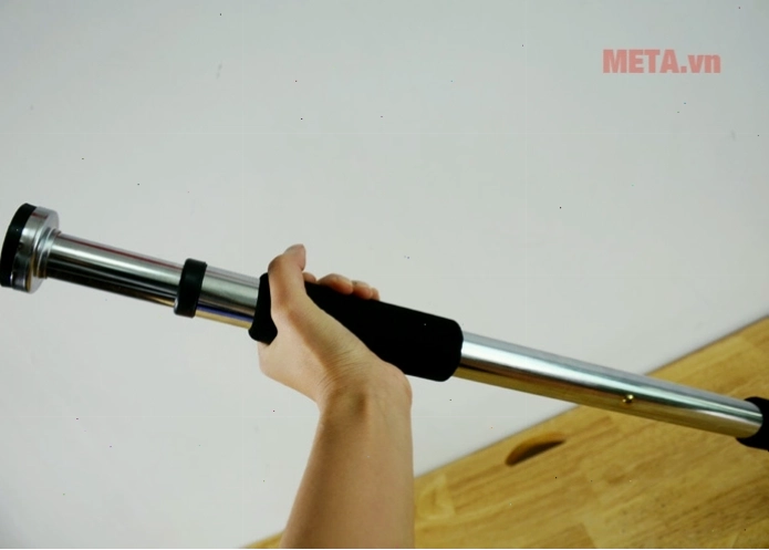 Xà đơn treo tường 909 lắp đặt nhanh chóng
