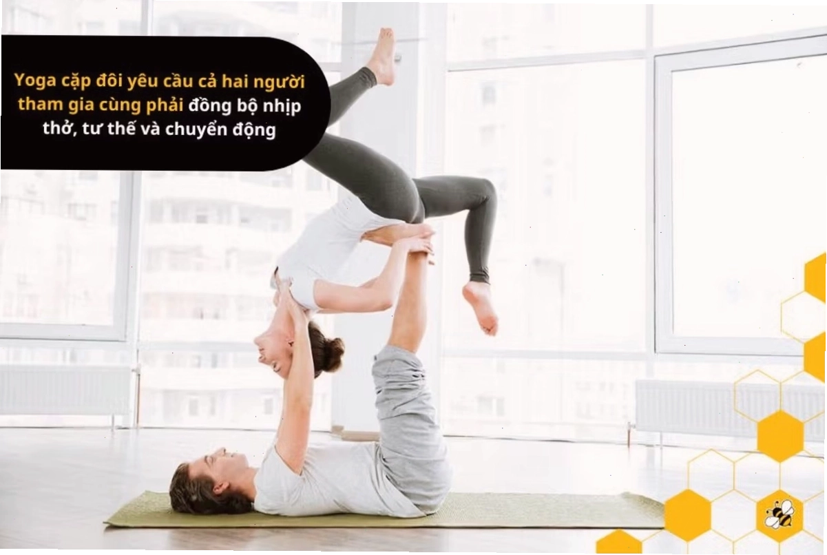 Yoga đôi nghệ thuật nhấn mạnh sự đồng bộ và bố cục đẹp