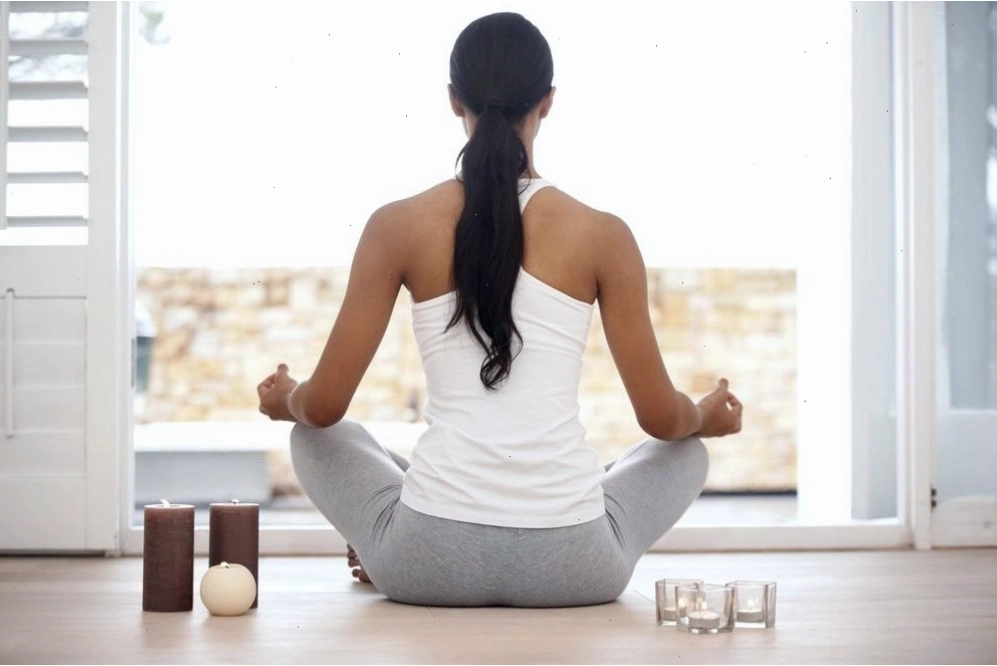 Yoga giúp nâng cao nhận thức về cơ thể và các loại thực phẩm