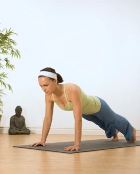 Yoga Plank: Hướng dẫn chi tiết và các biến thể cho người mới bắt đầu